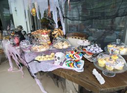 Dekoratif Ürünlerle Masa Süsleme İzmir Temalı Parti Organizasyonu