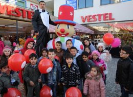 Animasyon Ekibi Kiralama ve Baskılı Balon Dağıtımı İzmir