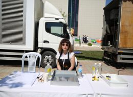 Bahar Yıldırım İlkokulu ve Havva Yıldırım Anaokulu Çocuk Şenliği Organizasyonu bahar yildirim ilkokulu ve havva yildirim anaokulu cocuk senligi organizasyonu 10 İzmir Organizasyon Bahar Yıldırım İlkokulu ve Havva Yıldırım Anaokulu Çocuk Şenliği Organizasyonu İzmir Organizasyon firmamız tarafından gerçekleştirildi. Tüm organizasyonlarda profesyonel hizmet alabileceğiniz İzmir Organizasyon kaliteli ekipmanları ve deneyimli ekibi ile birlikte yanı başınızda. 23 Nisan Ulusal Egemenlik ve Çocuk Bayramı kapsamında gerçekleştirilecek olan çocuk şenliği organizasyonu ile çocukların doyasıya eğlendiği bir organizasyona imza attık. Bahar Yıldırım İlkokulu ve Havva Yıldırım Anaokulu çocuk şenliği organizasyonu için geniş kapsamlı bir planlama listesi oluşturduk. Başbakan Binali Yıldırım'ın da katılım sağlayacağı Bahar Yıldırım İlkokulu ve Havva Yıldırım Anaokulu çocuk şenliği organizasyonu için tüm detayları belirledik. Yetkili ile yaptığımız görüşmeler doğrultusunda çocuklara yönelik aktiviteler, animasyon ekibi, şişme oyuncaklar ile organizasyonu keyifli kılmayı hedefledik. Oluşturduğumuz tüm bu planlamaları ise organizasyon günü geldiğinde kusursuz bir şekilde hazırlamak kaldı. Ebru Sanatı İzmir