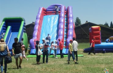 Demirci şişme oyuncak kiralama Demirci şişme oyuncak kiralama