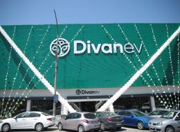 Divan Ev Açılış Organizasyonu & Balon Süsleme divan ev balon susleme 3 İzmir Organizasyon Daha öncede çalışmalarını yürüttüğümüz Divan Ev firma yetkilisi Fuat bey, İzmir Organizasyon şirketimize ulaşarak müşterilerine kendilerini özel hissetmelerini sağlayacak bir süsleme talep etti bizlerden İzmir’de olacak açılış organizasyonları için . İzmir Organizasyon şirketi olarak neler yapabileceğimiz üzerine kısa bir fikir alışverişinde bulunduk. Balon süsleme, bayrak süsleme, uçan balon süsleme gibi farklı süslemelerden bahsettik. Balon süslemede karar kıldıktan sonra İzmir Organizasyon ekibi olarak organizasyon tarihini beklemeye başladık. Divan Ev Açılış Organizasyonu & Balon Süsleme divan ev balon susleme 3 İzmir Organizasyon