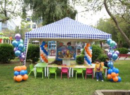 Doğum Günü Süsleme dogum gunu susleme 1 İzmir Organizasyon Doğum günü süsleme etkinliği geniş kapsamlıdır ve birçok aktivite yapılmaktadır. Bu nedenle organizasyon öncesinde bizimle paylaştığınız hayalinizdeki doğum günü konsepti, uzman arkadaşlarımızın da yaratıcılığı ile geliştirilip şekillendirilmektedir. Doğum günü kutlamaları her yaş grubu için düzenlemekte olduğumuz bir etkinliktir. Çok sayıda davetlinin olduğu büyük çaplı doğum günü organizasyonlarından sadece arkadaş çevresine hitap eden küçük çaplı organizasyonlara kadar, deneyimli ekibimiz tarafından organize edilmektedir. Mekanın durumuna, açık havada olması durumunda havanın durumuna göre, yaş grubuna göre doğum günü süsleme etkinliğimiz farklılık göstermektedir. Organizasyon öncesinde ekibimiz mekana uygun süslemeler yapmaktadır. Çeşitli balon süsleme tekniklerimiz, tül, kumaş ve çiçek süslemeleriyle doğum günü mekanını güzelleştiriyoruz. Doğum günü süsleme malzemelerimiz bunlarla sınırlı değildir, konseptin içeriğine göre farklı ekipmanlar kullanılmaktadır. Belirlenen konsepte özel olarak dekorasyon ürünleri organizasyon alanın da profesyonel ekibimiz tarafından konumlandırılacaktır. Siz isteyin yeter. Biz hayalinizdeki doğum gününü gerçekleştirelim. Doğum Günü Organizasyonu