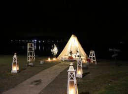 En Yenilikçi Evlilik Teklifi Nasıl Yapılmalıdır? en yenilikci evlilik teklifi nasil yapilmalidir 6 İzmir Organizasyon Evlilik teklifi organizasyonu, İzmir çevresi ve Türkiye’nin dört bir noktasında gerçekleştireceğiniz organizasyonlar için verdiğimiz hizmetlerden birisidir. İzmir Organizasyon şirketimiz, teknede evlilik teklifi organizasyonu, kumsal da evlilik teklifi organizasyonu, helikopter de evlilik teklifi organizasyonu gibi Evlilik teklifi organizasyonu çeşitlerinden, Evlilik teklifi organizasyonu temaları ve Evlilik teklifi organizasyonu ve düğün organizasyonu gibi alanlarda da sizlere hizmet veriyor. Urla Evlilik Teklifi Organizasyonu