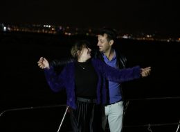 Havai Fişek Eşliğinde Teknede Evlenme Teklifi Organizasyonu