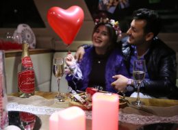 Havai Fişek Eşliğinde Teknede Evlenme Teklifi Organizasyonu