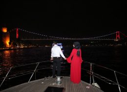 Boğazın Muhteşem Görüntüsüne Karşı Evlilik Yıl Dönümü Organizasyonu İzmir Organizasyon