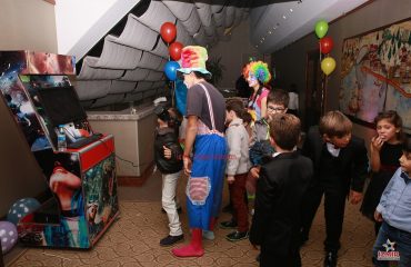 Sanal Gerçeklik Gözlüğü Kiralama