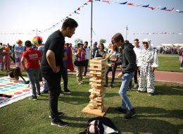 İzmir Tarım Festivali Organizasyonu izmir tarim festivali organizasyonu 23 İzmir Organizasyon İzmir Tarım Festivali organizasyonu ile İzmir'in sevilen noktası Alsancak'ta keyifli bir organizasyona İzmir Organizasyon firması olarak imza attık. Şenlik organizasyonu, festival organizasyonu, doğum günü organizasyonu, açılış organizasyonu ve organizasyon alanında hizmet veren İzmir Organizasyon firmamız, tedarikçi firmanın kendisine ulaşmasıyla birlikte kalabalık bir ekiple unutulmayacak bir gün yaşattı katılımcılara. İzmir Tarım Festivali organizasyonu için İzmir Organizasyon firmamıza ulaşan tedarikçi firma ile organizasyonun içeriği hakkında bir süre görüşmeye devam ettik. Organizasyonda yer vereceğimiz hizmetlerin tamamını detaylandırdık. Palyaço, kostümlü karakterler, çocukların ve yetişkinlerin eğlenceli anlar yaşayacağı şişme oyuncaklar, nostaljik satıcılarla güzel bir günün kapılarını aralamak için planlamalarımızı oluşturarak çalışmalara başladık. Organizasyonun tarihi ve saat aralıkları belirlenmişti. Dev Jenga Kiralama İzmir