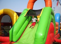 İzmir Tarım Festivali Organizasyonu izmir tarim festivali organizasyonu 5 İzmir Organizasyon İzmir Tarım Festivali organizasyonu ile İzmir'in sevilen noktası Alsancak'ta keyifli bir organizasyona İzmir Organizasyon firması olarak imza attık. Şenlik organizasyonu, festival organizasyonu, doğum günü organizasyonu, açılış organizasyonu ve organizasyon alanında hizmet veren İzmir Organizasyon firmamız, tedarikçi firmanın kendisine ulaşmasıyla birlikte kalabalık bir ekiple unutulmayacak bir gün yaşattı katılımcılara. İzmir Tarım Festivali organizasyonu için İzmir Organizasyon firmamıza ulaşan tedarikçi firma ile organizasyonun içeriği hakkında bir süre görüşmeye devam ettik. Organizasyonda yer vereceğimiz hizmetlerin tamamını detaylandırdık. Palyaço, kostümlü karakterler, çocukların ve yetişkinlerin eğlenceli anlar yaşayacağı şişme oyuncaklar, nostaljik satıcılarla güzel bir günün kapılarını aralamak için planlamalarımızı oluşturarak çalışmalara başladık. Organizasyonun tarihi ve saat aralıkları belirlenmişti. Şişme Kaydırak Kiralama İzmir