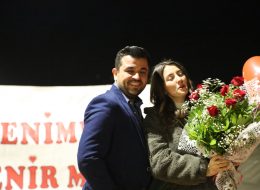 Marriage Proposal Organization in Bostanlı marriage proposal organization bostanli 2 İzmir Organizasyon Mr. Kemal , who came to Kahramanmaraş from İzmir for her girlfriend Merve lady, wanted to organize a surprise marriage proposal for Miss. Merve. Mr.Kemal , who came to us on the phone, came to our office and we had the idea of taking care of our team members. Our team of experts in the field, we made a presentation of our package of attractive marriage proposal organization, such as a marriage proposal organization, a marriage proposal organization, Bostanlı married coupon proposal organization, a helicopter marriage proposal organization. Merve lady recently learned that the most popular place is the Bostanlı neighborhood. We informed that Mr.Kemal, Bostanlı himself, would love to organize a proposal for a marriage of Bostanlı Kordon and Mr. Kemal made a visual presentation with videos and photographs of the marriage proposal organizations that we had done here before. Mr.Kemal wanted the marriage proposal organization to be active and energetic marriage proposal organization in Bostanlı . Mr.Kemal was very influential in our organization experience and decided to make a surprise marriage proposal in the morning at the Merve lady Bostanlı. Then we talked with Mr. Kemal about the details such as day, time and choice of music and marriage proposal organization in Bostanlı will start. Marriage Proposal Organization in Bostanlı marriage proposal organization bostanli 2 İzmir Organizasyon