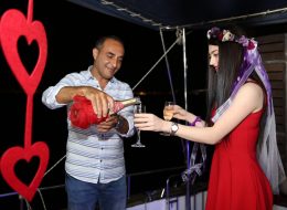 Mutluluk Teknesi’nde evlenme teklifi organizasyonu,