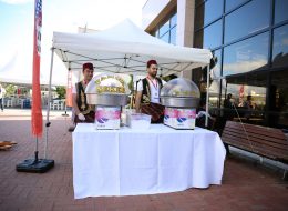 Personel Eğitim Toplantısı & Eğlence Organizasyonu personel egitim toplantisi eglence organizasyonu 16 İzmir Organizasyon Personel eğitim toplantısı & eğlence organizasyonu, iş verimini ve personel motivasyonunu artırmaya yönelik düzenlediğimiz organizasyonlardır. Kurumsal firmaların ve şirketlerin yılın belirli dönemlerinde düzenledikleri personel eğitim toplantısı ve eğlence organizasyonu ile, çalışanlar arasında iletişimi güçlendirmek ve aynı zamanda iş verimini artırmak hedeflenmektedir. İzmir Organizasyon, 2004 yılından bugüne organizasyon sektöründe hizmet vermekte ve Türkiye geneline ulaşmaktadır. Organizasyonun planlama aşamasından, yönetimine kadar, A'dan Z'ye tüm hazırlıklar en ince ayrıntısıyla oluşturulmaktadır. Müşteri memnuniyeti ilkesini hedefleyen şirketimiz İzmir başta olmak üzere, Ege Bölgesi ve Türkiye'nin diğer illerine de hizmet vermektedir. Personel eğitim toplantısı & eğlence organizasyonu hizmetlerinin yanı sıra kurumsal şirket organizasyonları, piknik organizasyonu ve aile günü etkinlikleri, festival ve şenlik organizasyonlarında İzmir Organizasyon firmamızdan hizmet alabilirsiniz. Günümüzün önemli bir bölümünü geçirdiğimiz ofis ve iş yerlerinde, çalışma arkadaşlarımızla bir bağ kurmaktayız. Hem çalışanlar arasında ki personel iletişimini güçlendirmek adına, hemde iş verimini yükselterek eğlenceli ve farklı bir atmosfer yaratmak için çalışanlarınızın motivasyonunu ve iş verimini artırmak isterseniz, İzmir Organizasyon şirketimize ulaşabilirsiniz. Personel Eğitim Toplantısı & Eğlence Organizasyonu personel egitim toplantisi eglence organizasyonu 16 İzmir Organizasyon