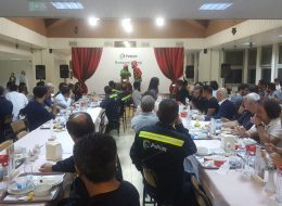 Petkim Ramazan Etkinliği petkim ramazan etkinligi 1 İzmir Organizasyon Petkim Ramazan etkinliği ile İzmir Organizasyon firmamız Petkim firmasının çalışanları için özel bir akşam düzenledi. Ramazan etkinlikleri ve iftar organizasyonlarında İzmir Organizasyon firmamız yıllardır hizmet vermektedir. Farklı etkinlikler ve hizmetler ile Ramazan etkinlikleri dolu dolu geçmekte ve keyifli anlar yaşanmaktadır. Petkim Ramazan etkinliği için tedarikçi İzmir Organizasyon firmamıza ulaştığında organizasyon sorumlumuz neler yapılabileceğini detaylı olarak anlattı. Hacivat-Karagöz gösterisi, masa ve sandalye kiralama, sahne gösterileri, aşuk ile maşuk gösterisi, dans gösterileri ve animasyon ekipleri kiralama hizmetlerinden bahsettik. Organizasyon süresince keyifli bir atmosfer yaratmalı ve muhteşem bir organizasyona imza atmalıydık. Petkim Ramazan etkinliğine aracı olan tedarikçi ile yaptığımız görüşmeler sonrasında detayları belirlediğimizde ise Petkim Ramazan etkinliği ve iftar organizasyonu için hazırlıklarımıza başlayarak ekibimizi oluşturduk. Organizasyon günü gelip çattığında ekipmanlarımızı tamamlayarak organizasyon saatinden önce yola çıktık. Organizasyon alanına ulaştığımızda akşam için hazırlıklarımızı tamamladık ve provalarımızı gerçekleştirdik. Tüm hazırlıkları bitirdiğimizde organizasyonun başlamasına kısa bir süre kalmıştı. Hacivat Karagöz Gösterisi İzmir
