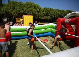 Canlı Langırt Oyun Parkurunda Yarışma Anı